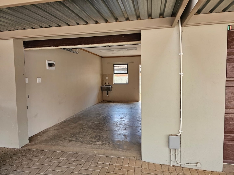 3 Bedroom Property for Sale in Universitas Free State